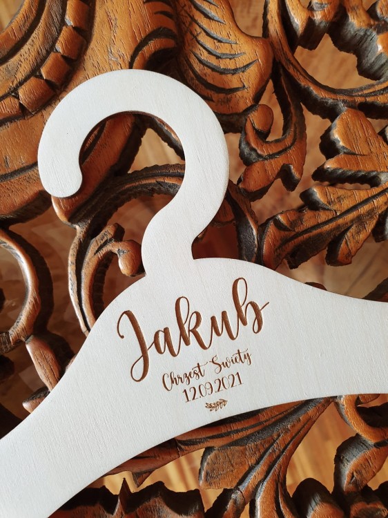 Wieszaczek na ubranko do CHRZTU