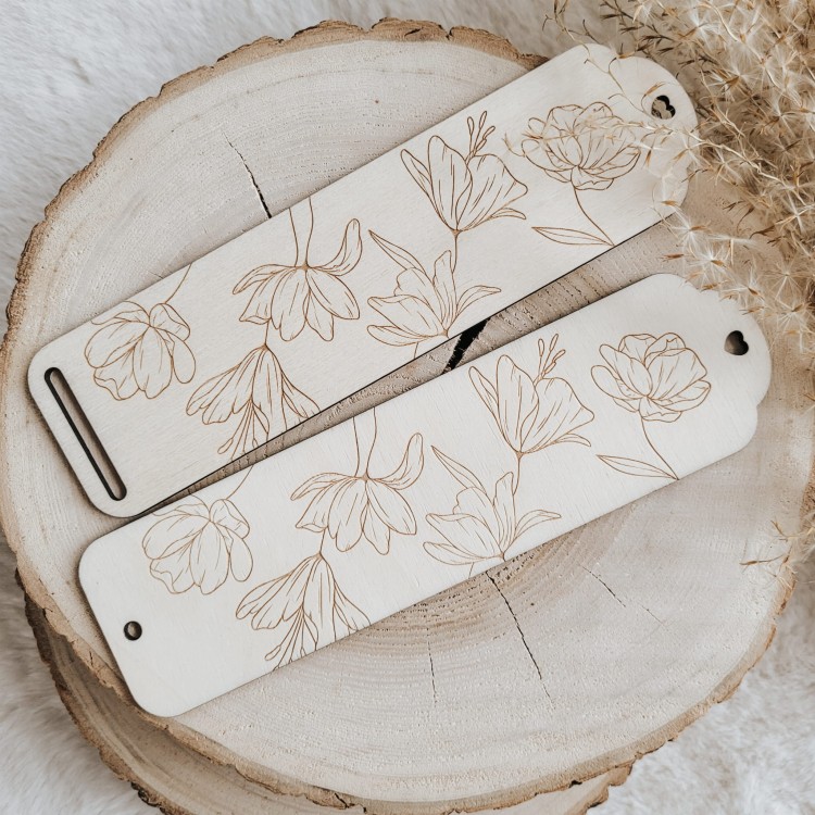 Grawerowana zakładka w kwiaty