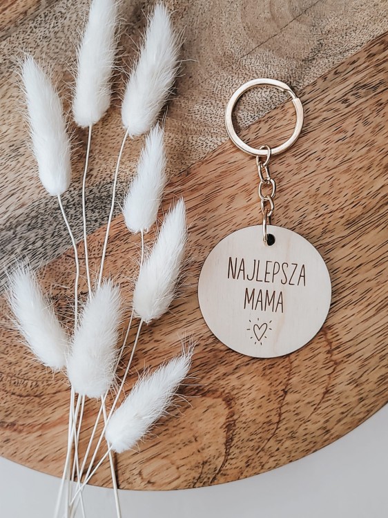Drewniany BRELOCZEK dla mamy