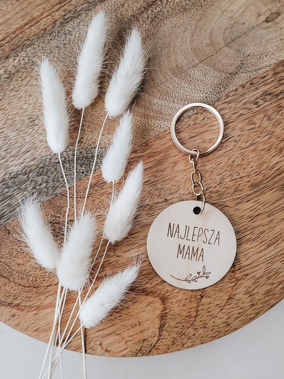 Drewniany BRELOCZEK dla mamy