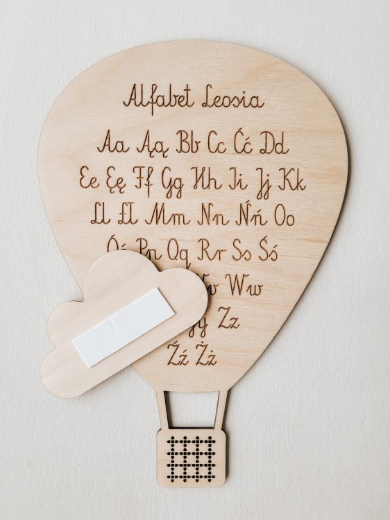 Drewniany ALFABET balon z chmurkami