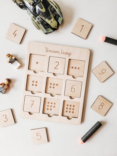 Drewniana układanka edukacyjna UMIEM LICZYĆ
