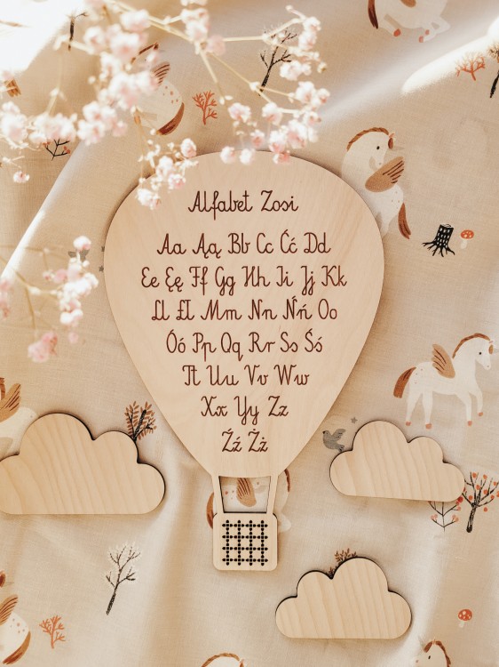Drewniany ALFABET balon z chmurkami
